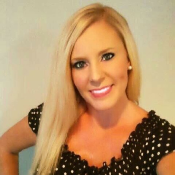 Meet your Posher, Crystal - Picture 1 of 4